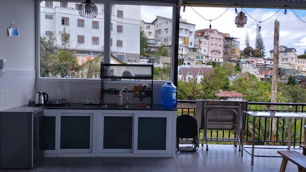 Nha Cua Soc * Da Lat